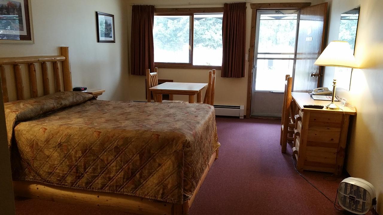 Yellowhead Motel Valemount Luaran gambar